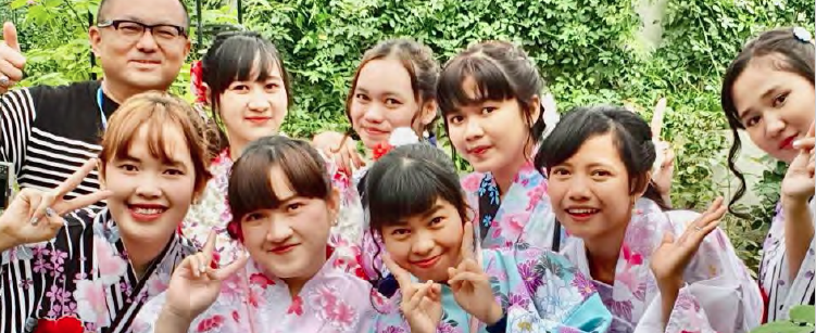 Ai Wa School Students
