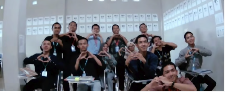 Ai Wa School Students